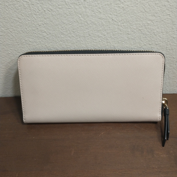 Kate Spade New York Laurel Way Neda Saffiano Leather Zip Around Wallet Tan - Picture 4 of 13